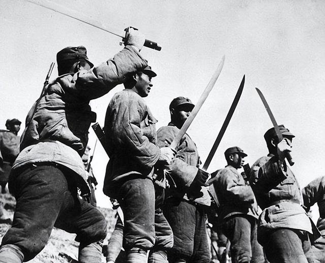 中国现役最年轻的少将是谁_，现在最年轻少将是谁