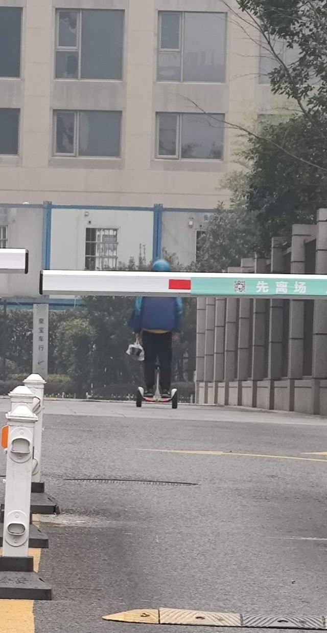 附近外卖送餐店,附近外卖送餐店烧腊