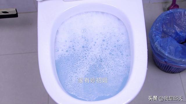 通马桶的工具叫什么怎么读，通马桶的工具叫什么怎么读下面是橡皮的那种