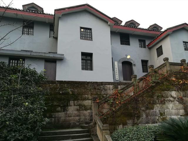 开国王近山中将与韩雪的关系知乎,韩雪是王近山的外孙女吗