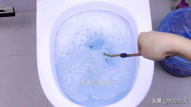 通马桶的工具叫什么怎么读，通马桶的工具叫什么怎么读下面是橡皮的那种