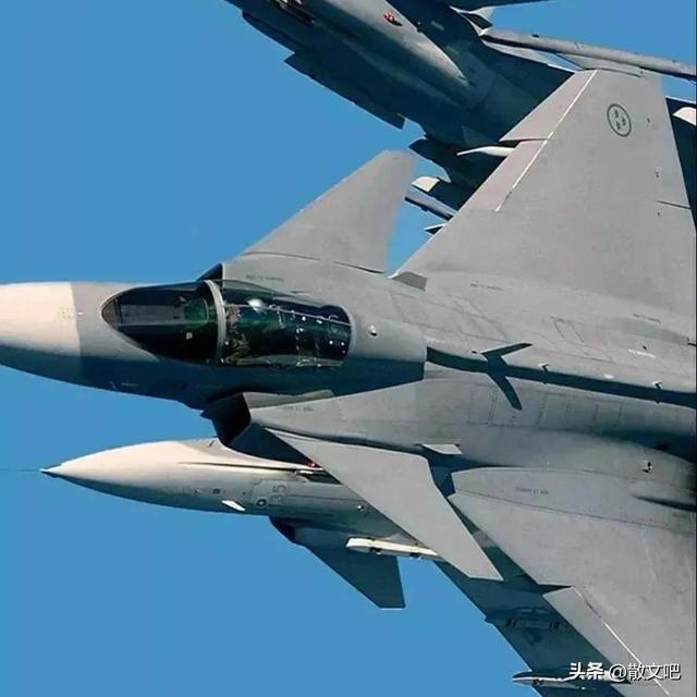 大一军事理论论文2000字范文,大一军事理论论文2000字