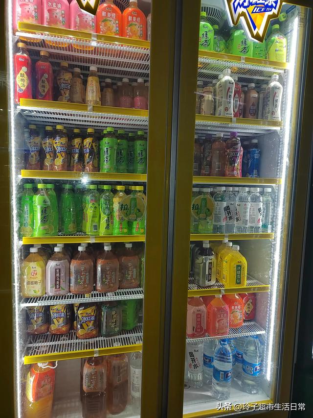 镇里面开个什么店好呢，在镇上开什么店好赚钱投资小