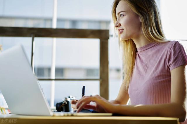 0万字小说稿费多少钱一部，10万字网络小说稿费多少钱"