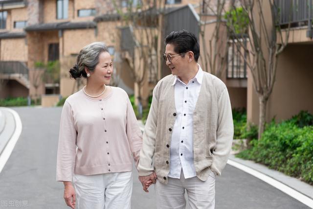 儿子我们不可以这样子的TXT,儿子,我们不可以