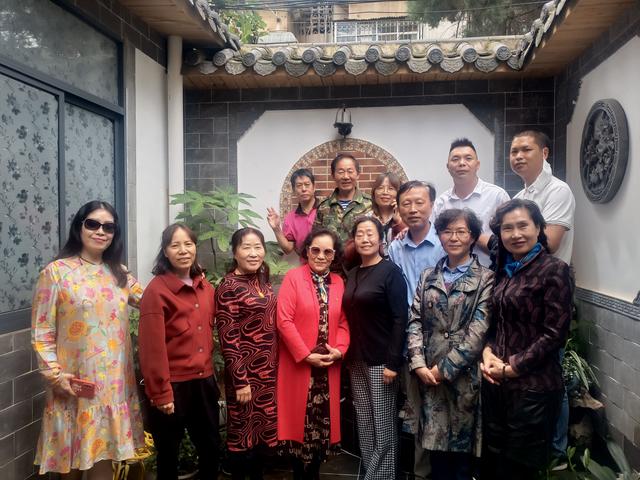 映山红出自哪部电影主题曲,映山红是哪部经典电影的插曲