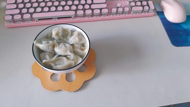 宝妈在家带孩子如何赚钱的文案怎么写简单,宝妈在家带孩子如何赚钱的文案怎么写啊