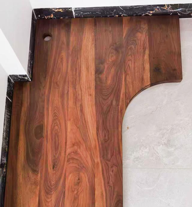 木饰面墙板是什么材料,木饰面墙板是什么材料做的