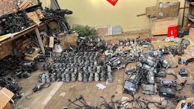 小县城最缺的生意摆地摊,小县城摆地摊卖什么好