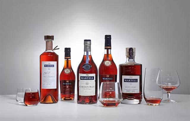 酒吧常见的酒水及价格酷魅，酒吧常见酒水单价目表