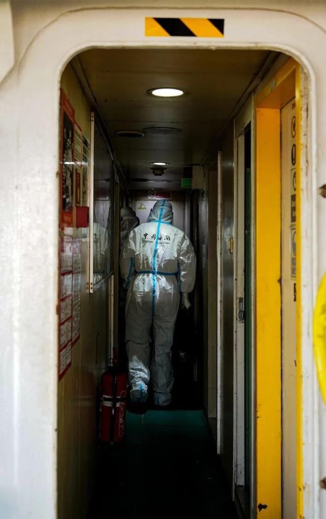 烈日下辛苦工作的句子短句，烈日下辛苦工作的句子短句图片