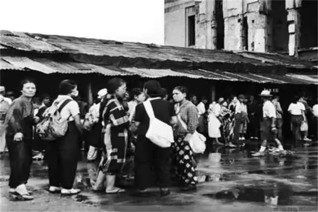 日本风尘女子74岁仍站街，被抓进警局22次，却备受国人尊敬