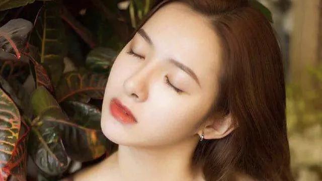 聪明女人这样发朋友圈图片,聪明的女人发朋友圈