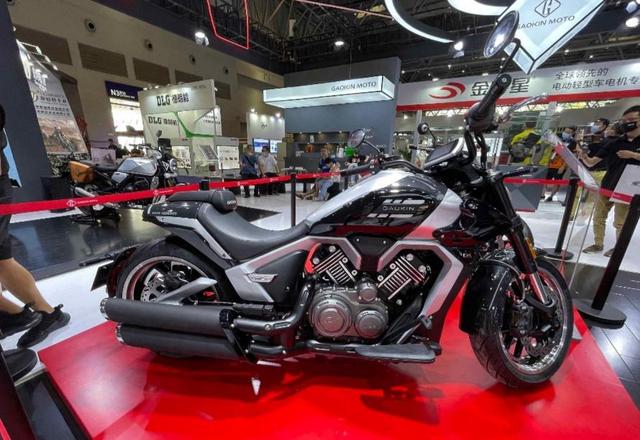 新版1000元下月发行是真的吗，新版1000元什么时候发行