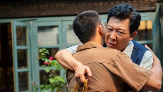 同学聚会比大小敢看吗11月8号,同学聚会比大小你敢看嘛