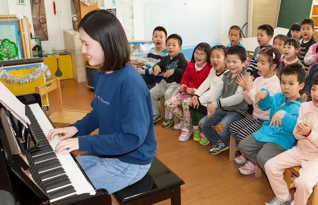 女生适合学的专业就业前景好,女生适合学的专业就业前景好理科