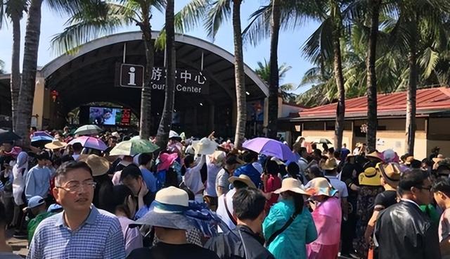 两个人去三亚旅游一周需要多少钱呢，两个人去三亚旅游一星期需要多少钱