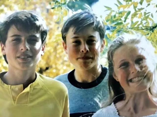 022全球首富排行榜地址,中国全球首富排行榜2021"