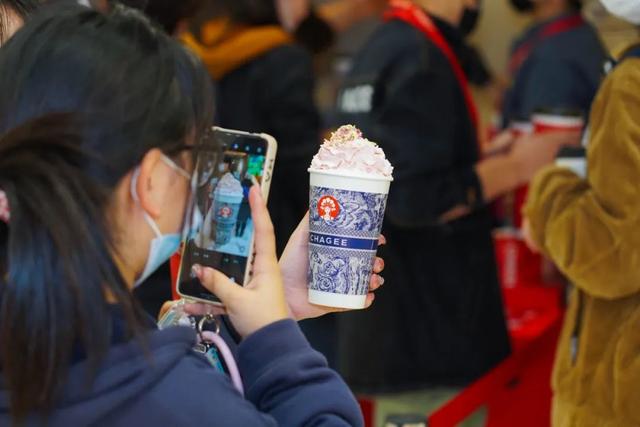 烧仙草奶茶店加盟费多少钱,书亦烧仙草奶茶店加盟费多少钱