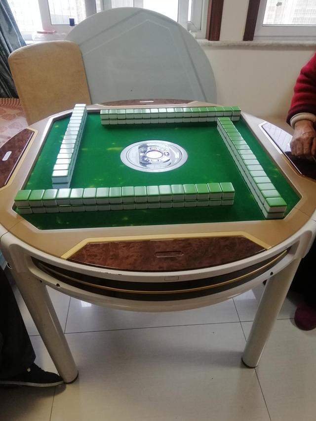 今天打牌坐哪个位置会赢2020白米饭网,今天打牌坐哪个位置会赢2020年3月13炸金花