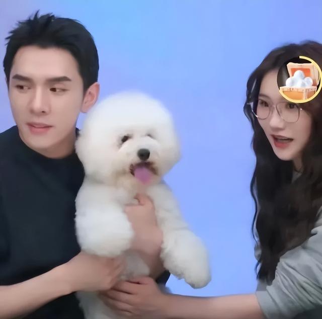 李佳琦身后的这个女人，怎么做到从普通本科到月薪30万的？