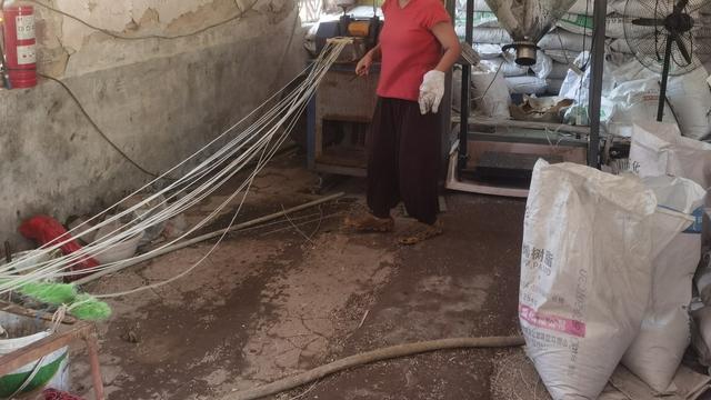 家庭办厂3一8万项目月挣过万，农村家庭办厂项目