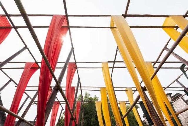 虹吸效应比喻什么地理，虹吸效应比喻什么地理现象