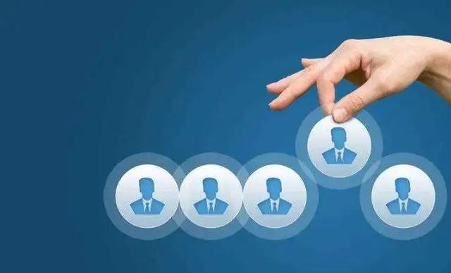 如何做一个优秀员工200字论述,优秀员工主要业绩简述100字以内