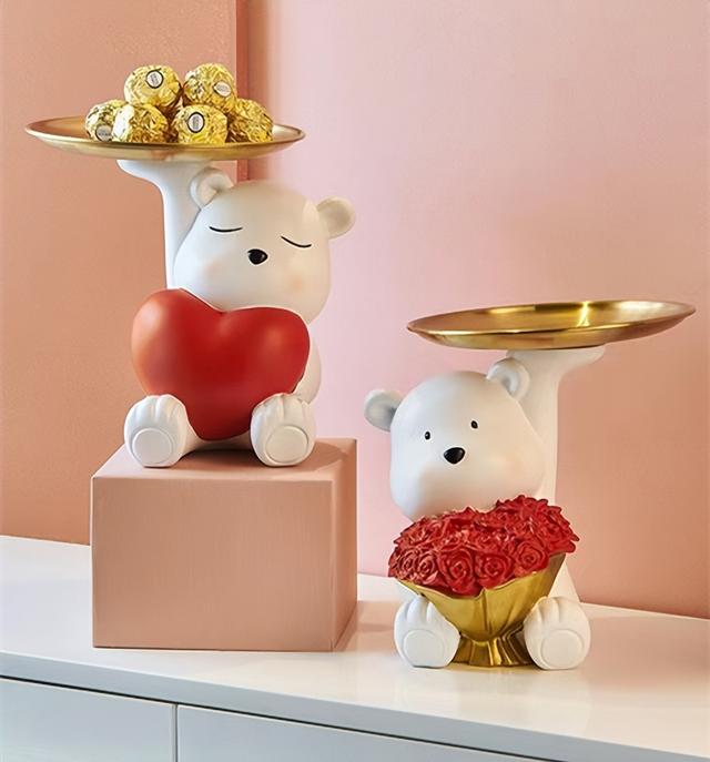 送闺蜜200左右的礼物都有啥，送闺蜜200左右的礼物都有啥呢