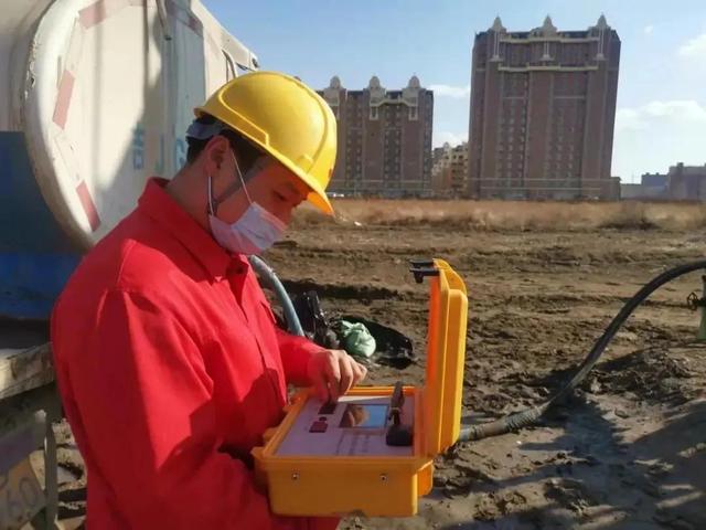 什么而什么的样子填上合适的词语,什么而什么的样子填上合适的词语二年级