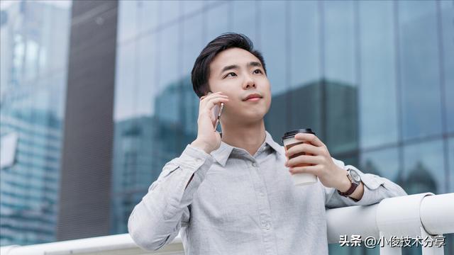 接电话的时候他也不停下视频,接电话的时候他也不停下视频怎么回事