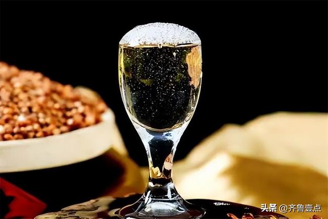 酒瓶上有这3个标记的都是纯粮酒，100%不含一滴香精，放心喝