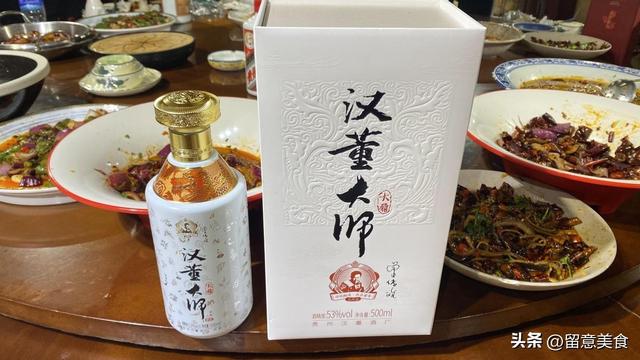 泸州老窖系列酒价格一览表,泸州老窖系列酒价格一览表2.5升