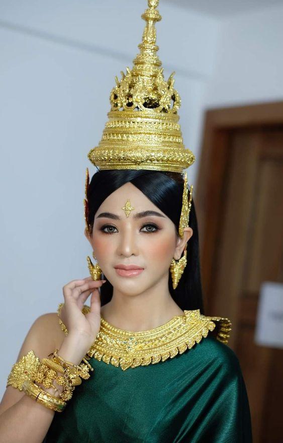 非洲小朋友举牌视频生成器,非洲人举牌用哪个软件