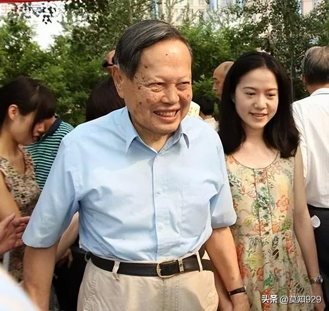 4岁翁帆怀孕了吗,43岁的翁帆怀孕了"