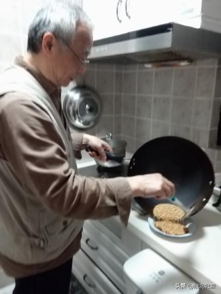 因为风就在那里彭野程迦部分在实体书的哪面,因为风就在那里中彭野程迦