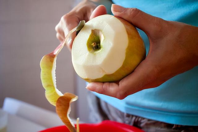 妈妈是公司高管,妈妈是公司高管,爸是学校老师的小说