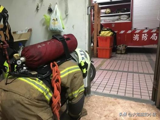 自救器的操作方法,自救器的操作方法视频