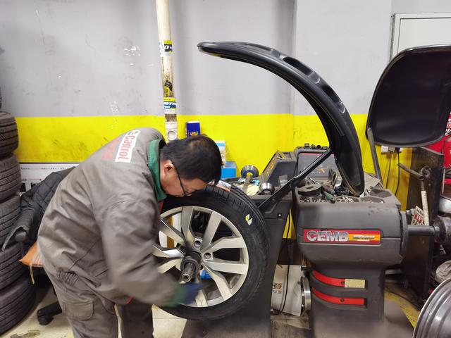 换胎首选，还得是韩泰K127高性能轮胎