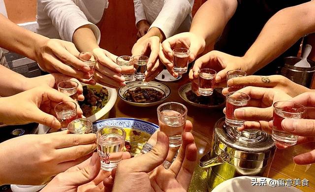 泸州老窖系列酒价格一览表,泸州老窖系列酒价格一览表2.5升