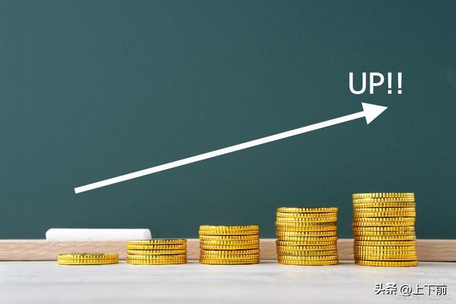 00万存银行一年利息多少钱，1000万存银行一年利息多少钱"