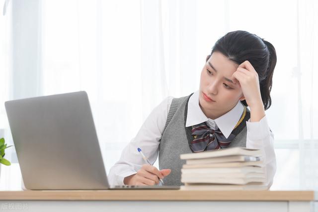 对付不听话的下属最狠的办法是什么，对付不听话的下属最狠的办法是什么呢