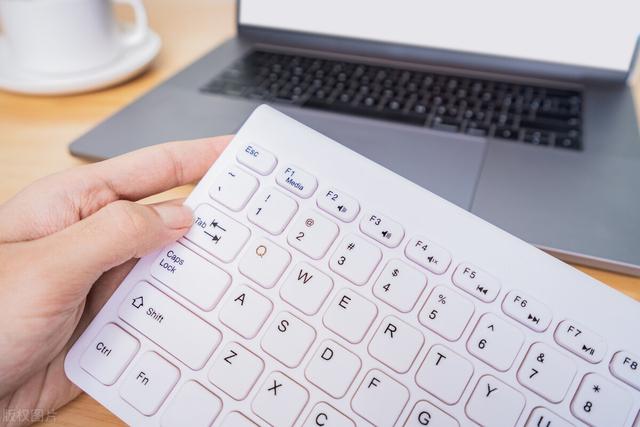 编辑到底是干什么的？