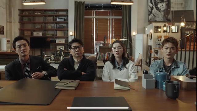 我在影视世界打卡上班，我要看电视剧上班