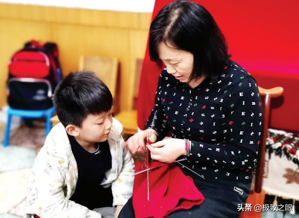 一个朋友的妈妈吗光头强网，我想看光头强的妈妈