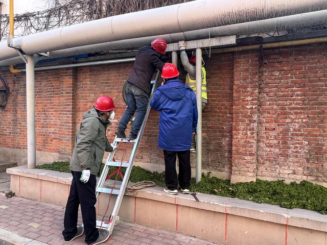 客服24小时在线服务，客服24小时在线服务电话