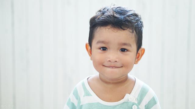 成人礼给女儿的一封信家长最简单，成人礼给女儿的一封信家长最简单的话