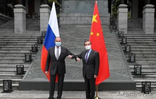 乌克兰公然挑衅一中，称台湾为“国家”，并使用“港独”旗帜