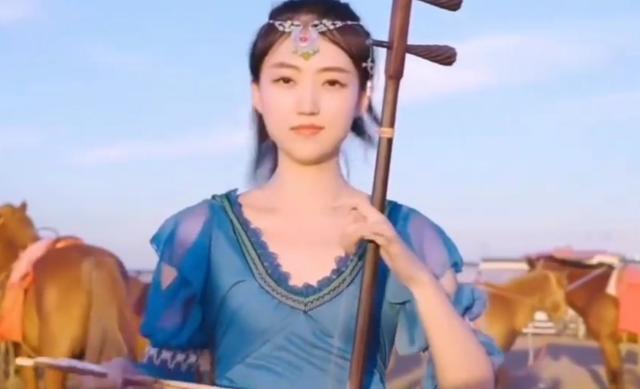 不识谱如何学会二胡的A调拉法，方法其实很简单