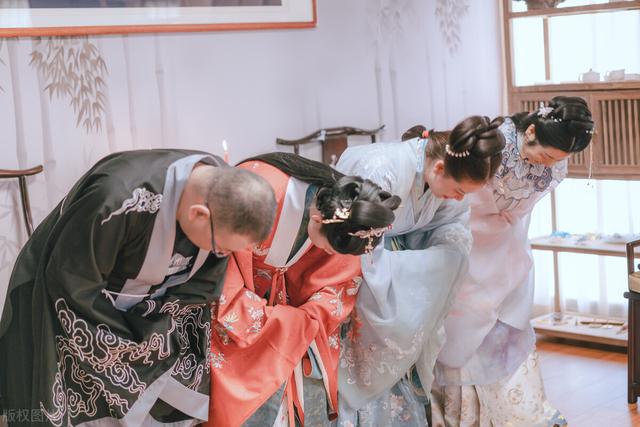 成人礼给女儿的一封信家长最简单，成人礼给女儿的一封信家长最简单的话